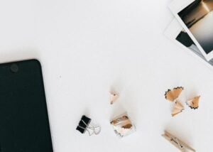 If you're planning to get some professional help for creating the visual identity for your brand — try this quiz first!