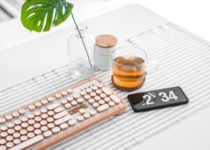 This simple exercise is easy for anyone and will help you with writing a brand message that explains exactly what you do, for who, and why.