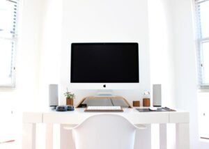 Here's how you can make sure your website is welcoming new leads and prospects to your business.