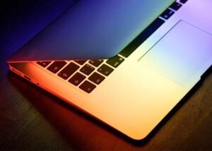 Simple tips to help you create a high converting website design to earn you more subscribers, leads and clients!